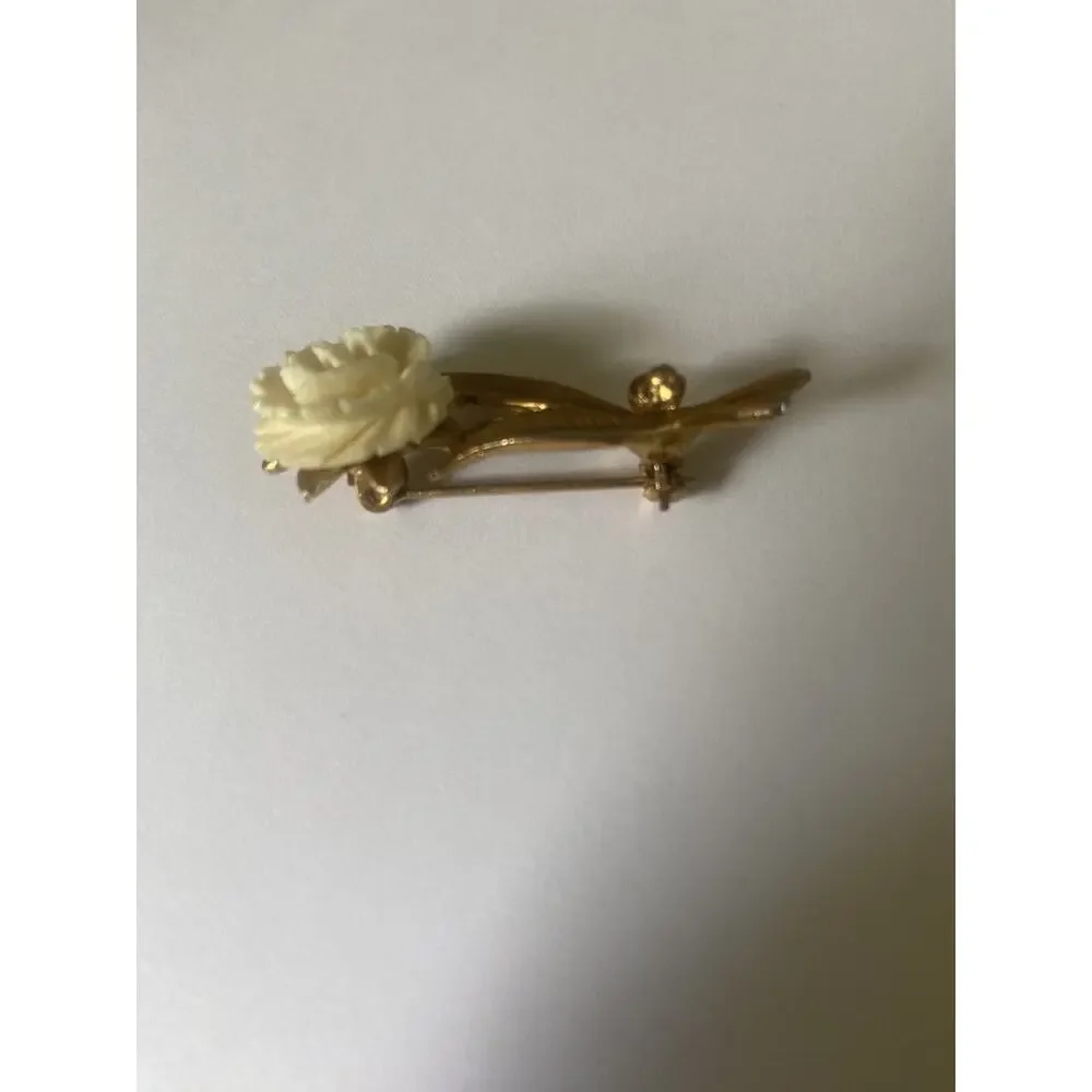Vintage White Rose Pin Gold Tone Rhinestone Accent Nature Garden Trees Flowers